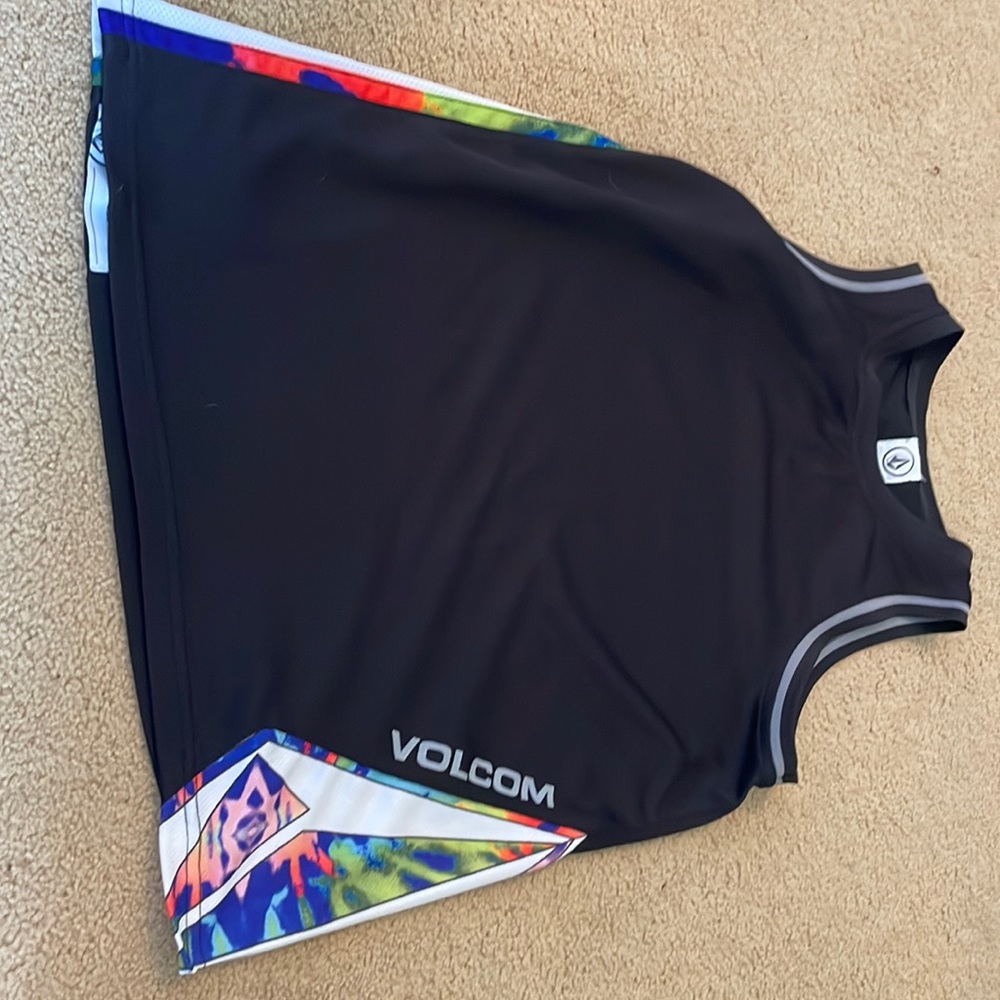 Volcom jersey tank boys. Rare design